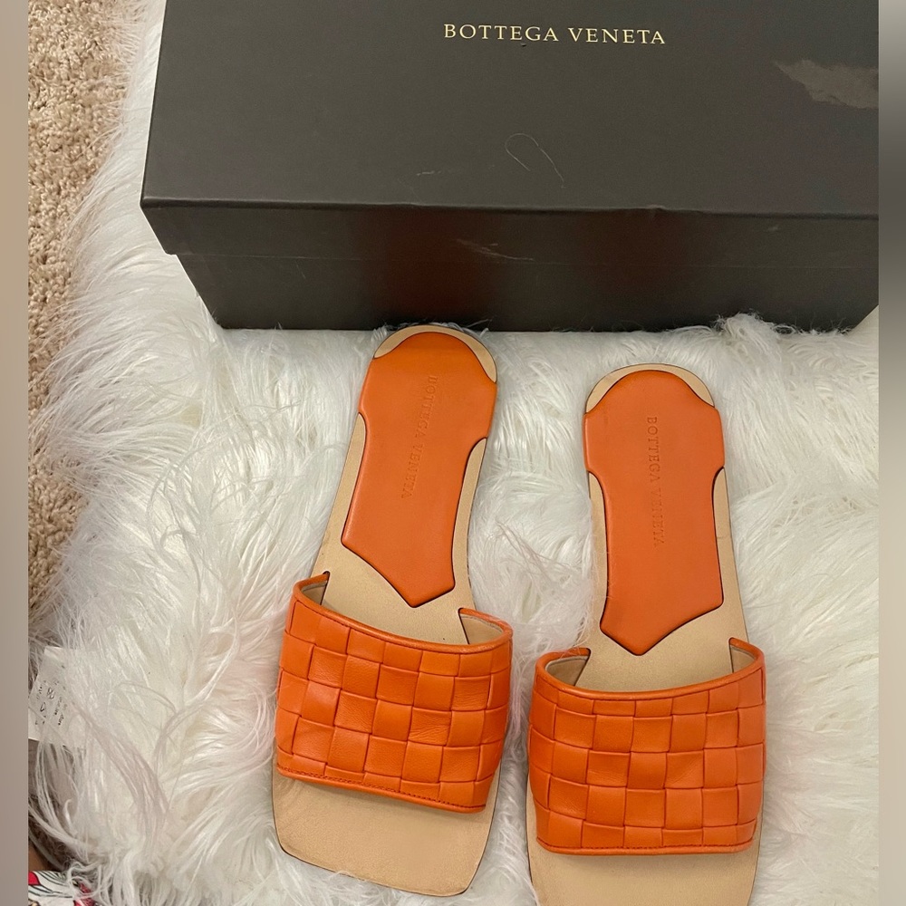Authentic B.V Sandals